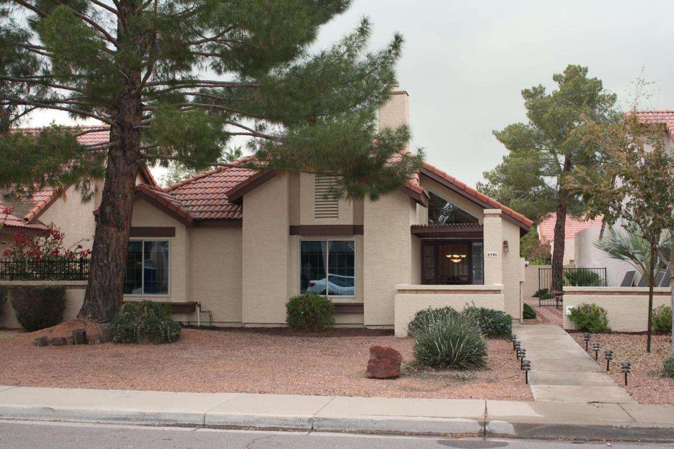 1936 E Citation Ln unit 19, Tempe, AZ 85284 - photo 1