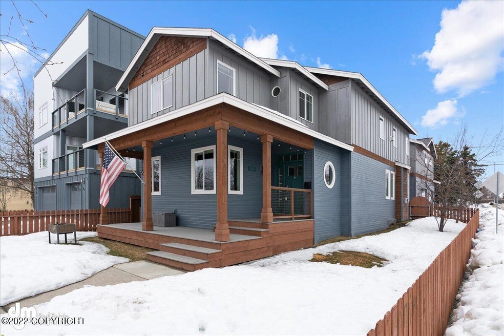 01-Exterior Front_MAX2763