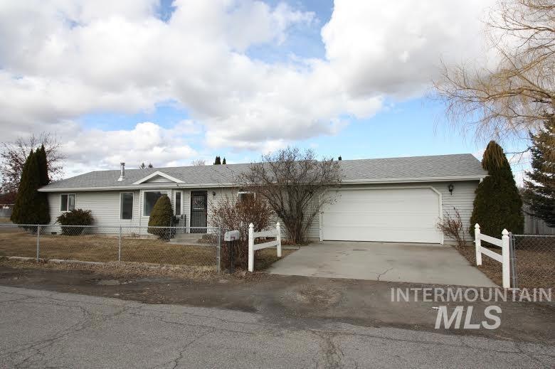 542 Robbins Ave, Twin Falls, ID 83301 - photo 1