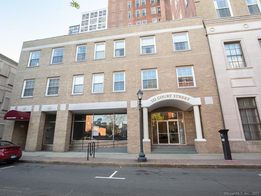 124 Court St unit 11, New Haven, CT 06511 - photo 1