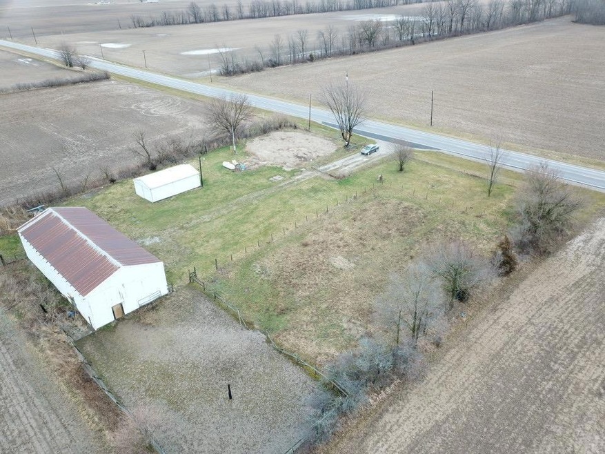 5569 W State Road 218, Poneto, IN 46781 - photo 1