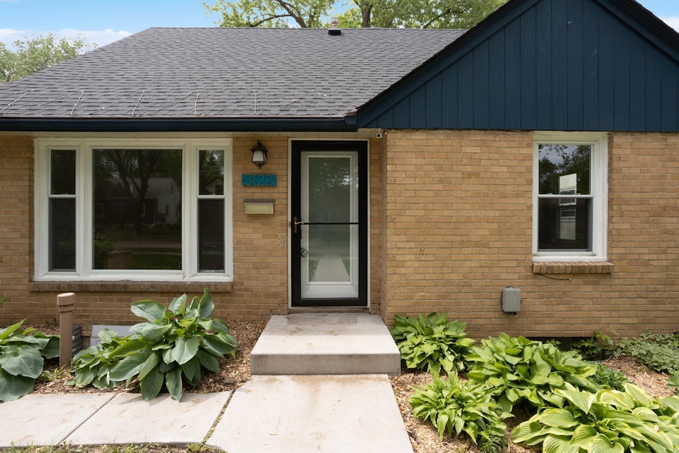 Pending $374,900