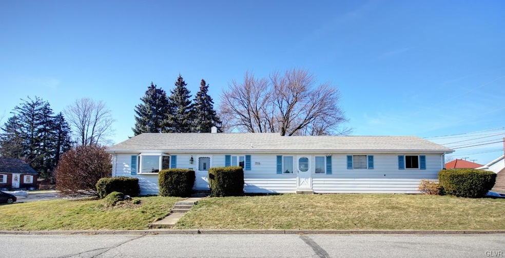 1027 N 17th St unit 1031, Allentown, PA 18104 - photo 1