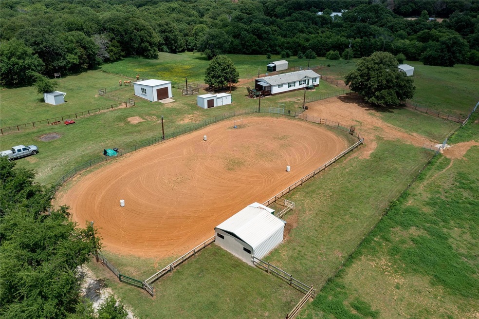 2699 Sandusky Rd, Whitesboro, TX 76273 - photo 1