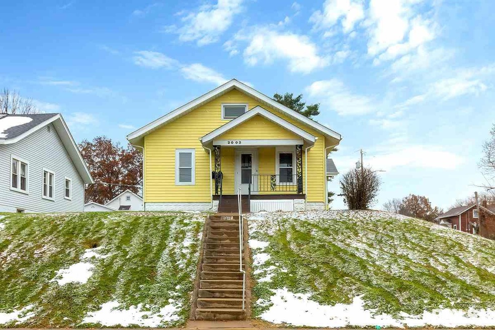 2003 Mound St, Davenport, IA 52803 - photo 1