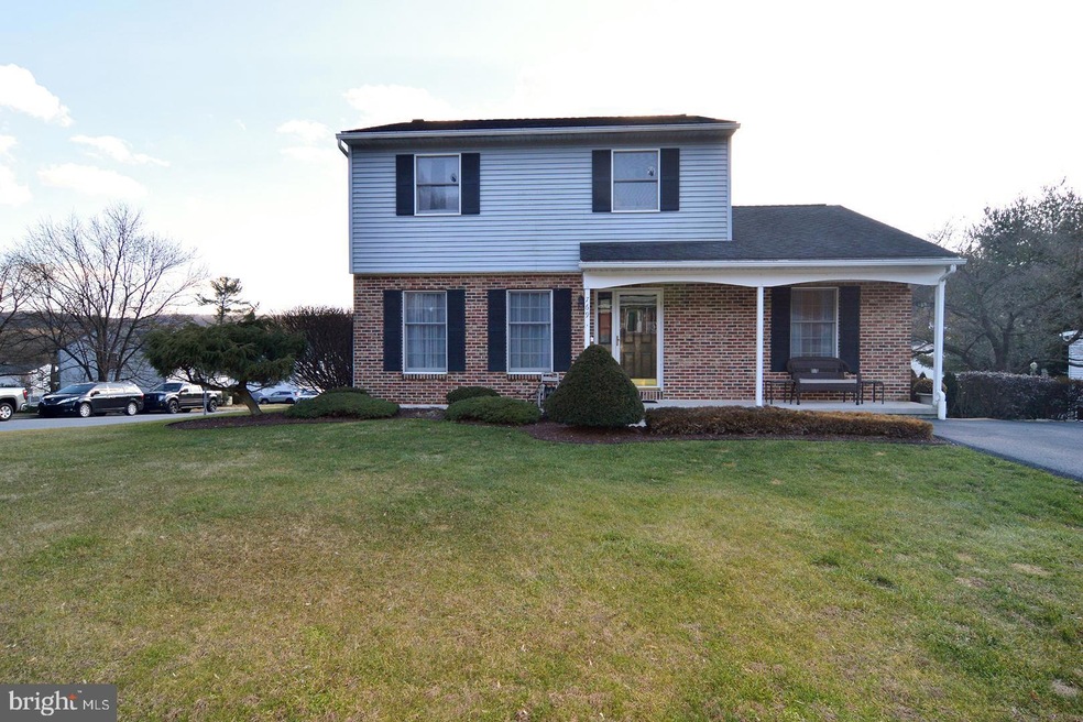 769 Fairmont Ave, Mohnton, PA 19540 - photo 1