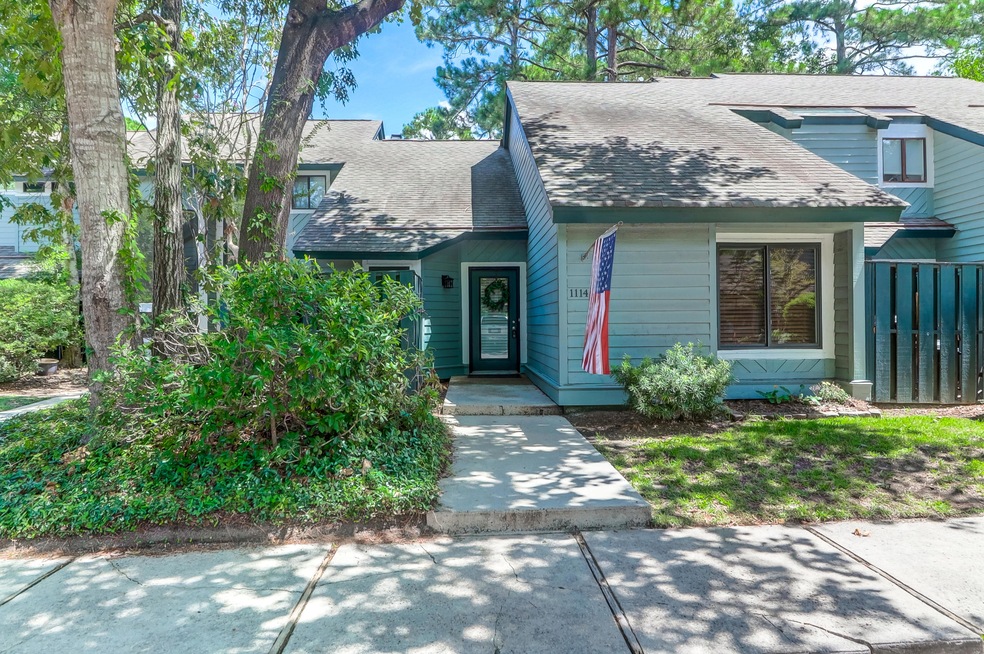 1114 Hidden Cove