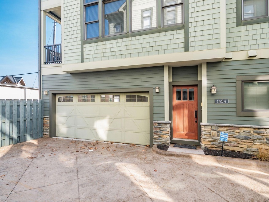 002_72c6_N 1454 Mews Ct 002-2