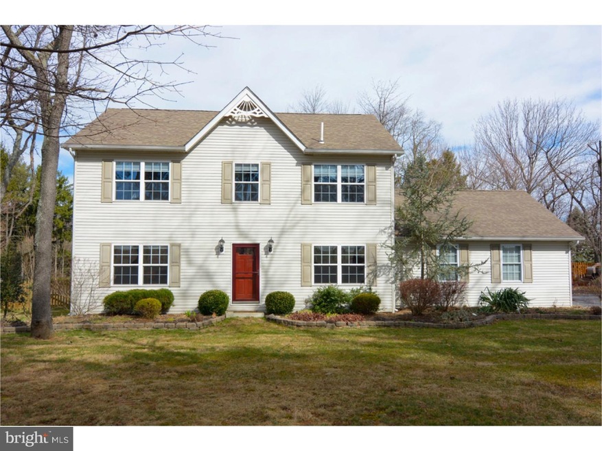 958 Clauss Rd, Lenhartsville, PA 19534 - photo 1