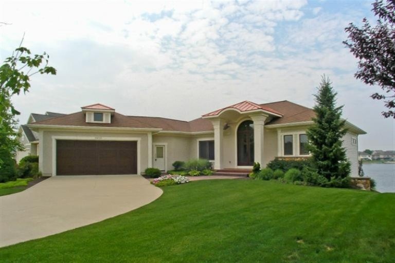 2200 Vansingel Lake Dr SW, Byron Center, MI 49315 - photo 1