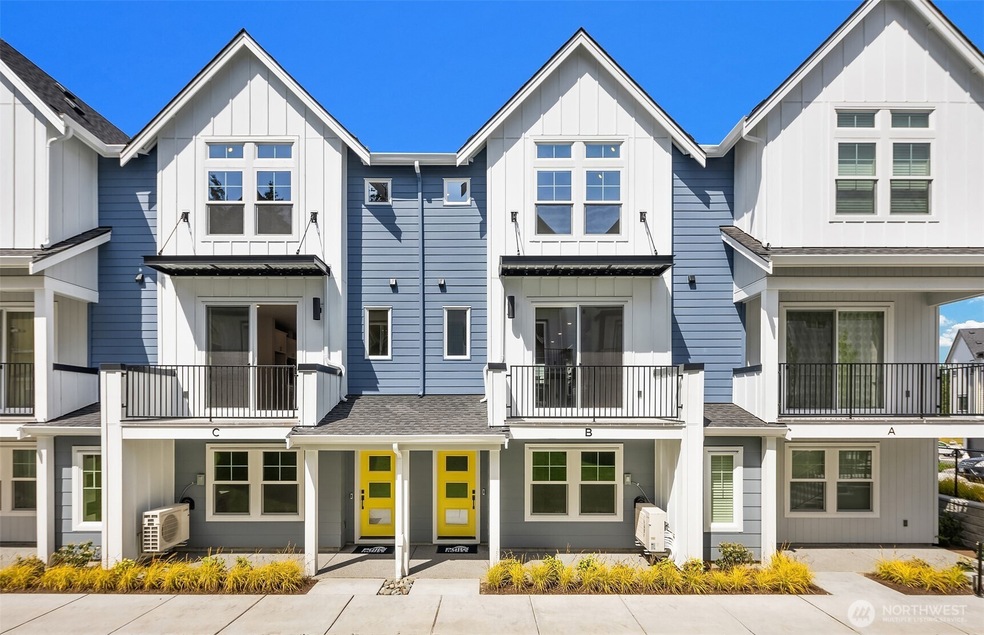 9010 NE 203rd Ct unit C, Bothell, WA 98011 - photo 1