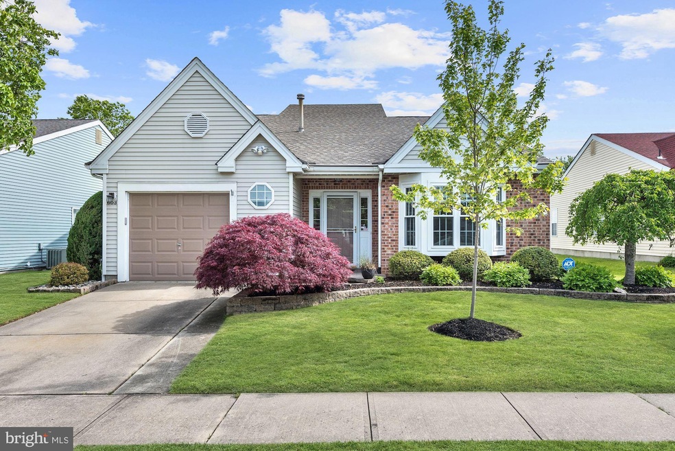 603 Cascade Dr S, Mount Laurel, NJ 08054 - photo 1