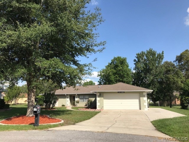 3081 N Camomile Point, Beverly Hills, FL 34465 - photo 1