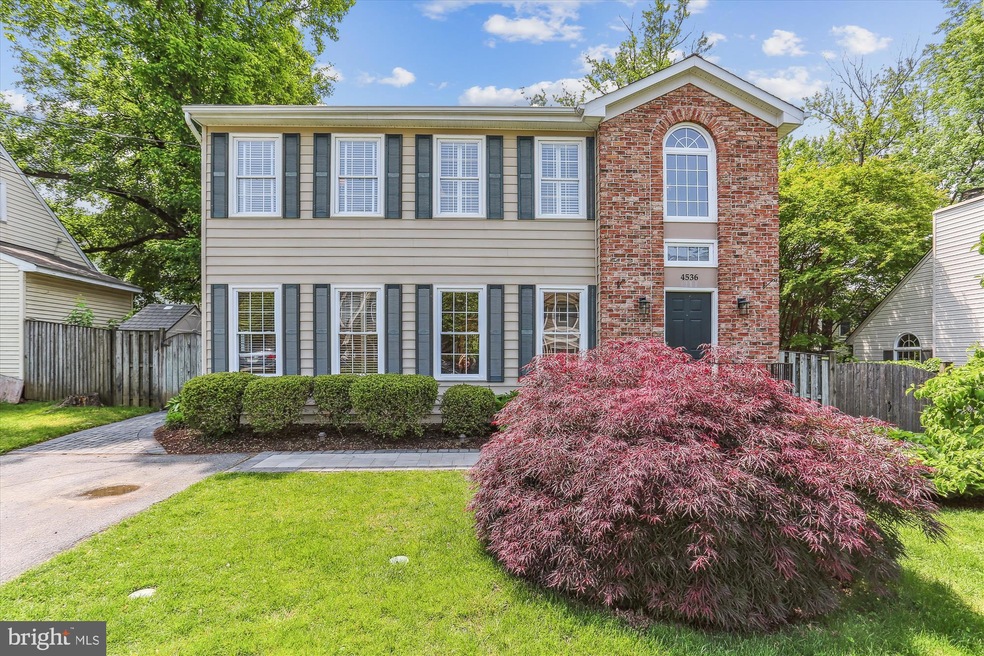 4536 Fairfield Dr, Bethesda, MD 20814 - photo 1