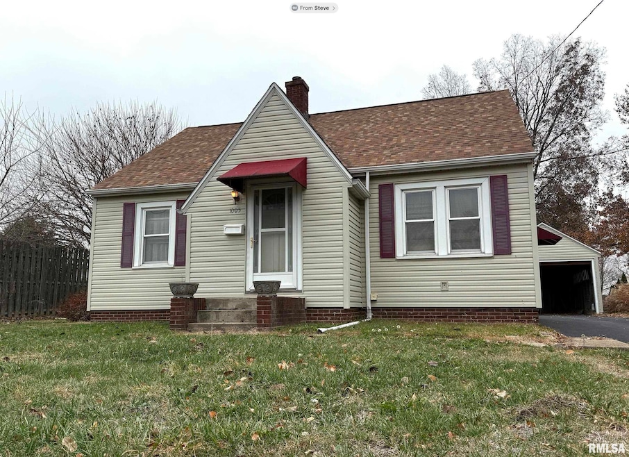 1005 Peoria St, Washington, IL 61571 - photo 1