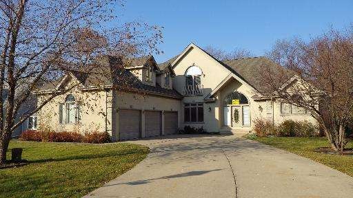 9540 W Oak Place, Des Plaines, IL 60016 - photo 1