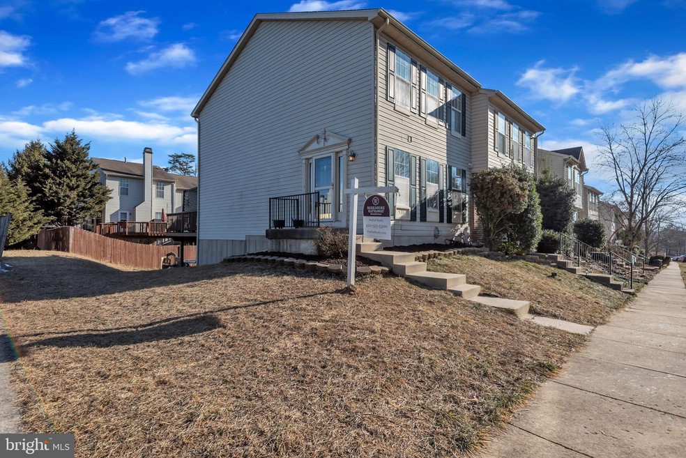 5300 Kelmscot Rd, Rosedale, MD 21237 - photo 1