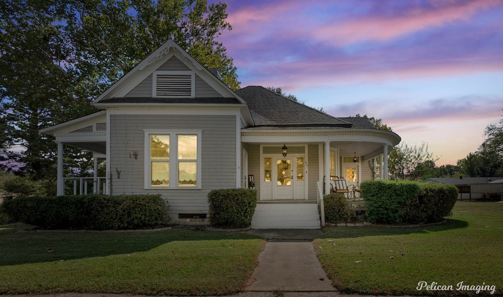 413 E Palmetto Ave, Plain Dealing, LA 71064 - photo 1