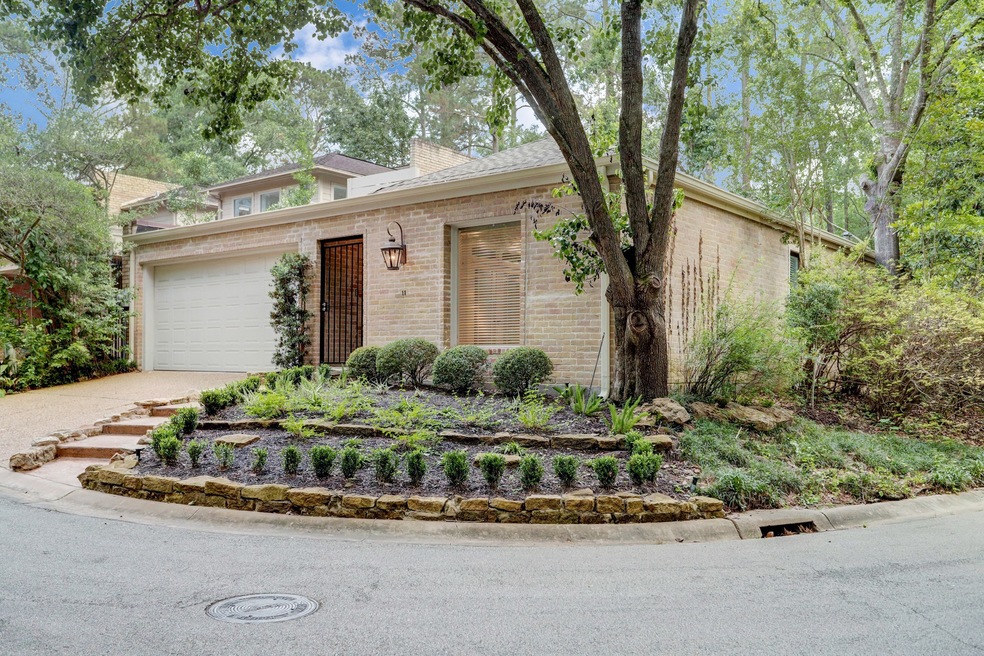 11 Bayou Shadows St, Houston, TX 77024 - photo 1