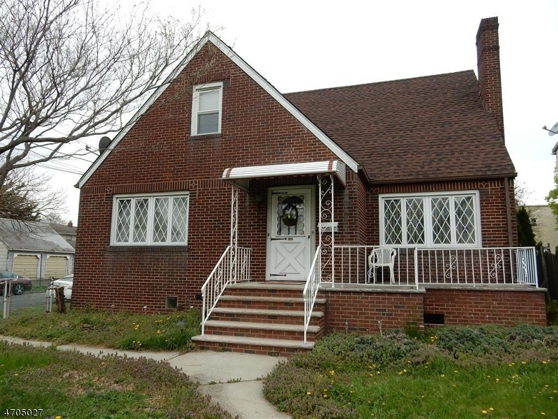 214 W 16th St, Linden, NJ 07036 - photo 1