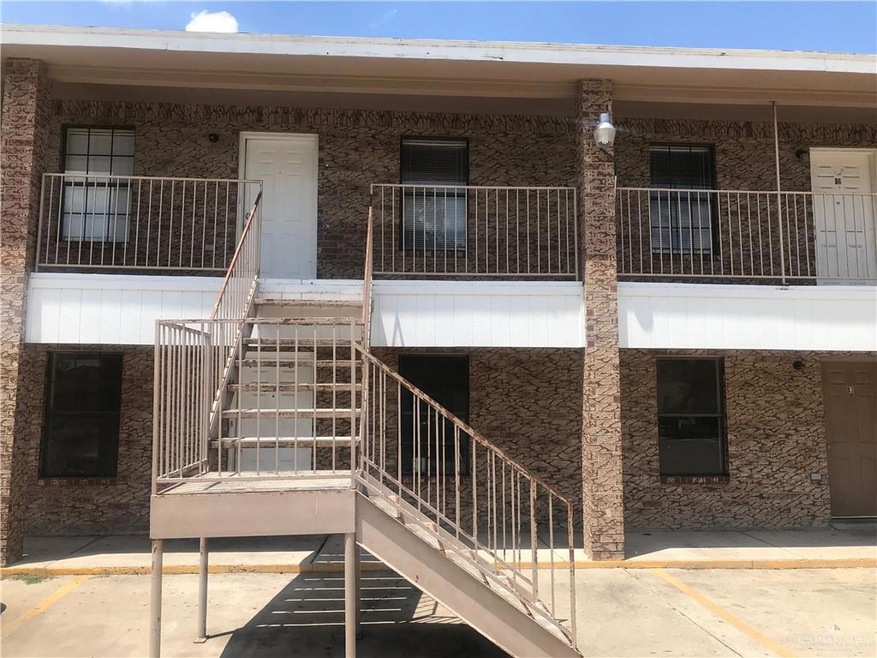 1000 W Caffery Ave unit A4, Pharr, TX 78577 - photo 1