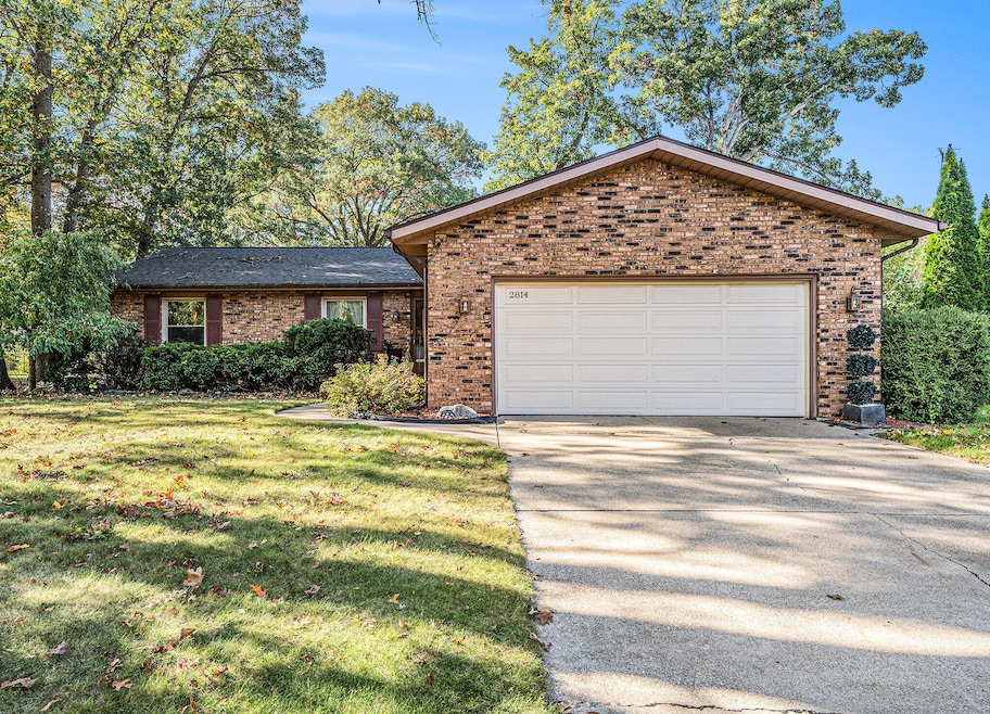 For Sale $319,900 • Co-Listing Agent