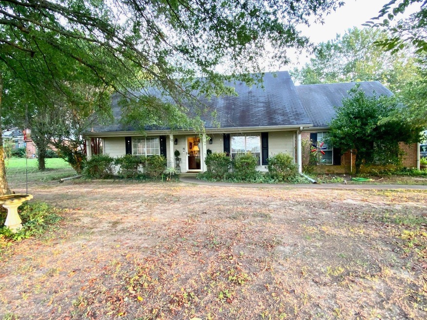 10 Country Place, Oakland, TN 38060 - photo 1