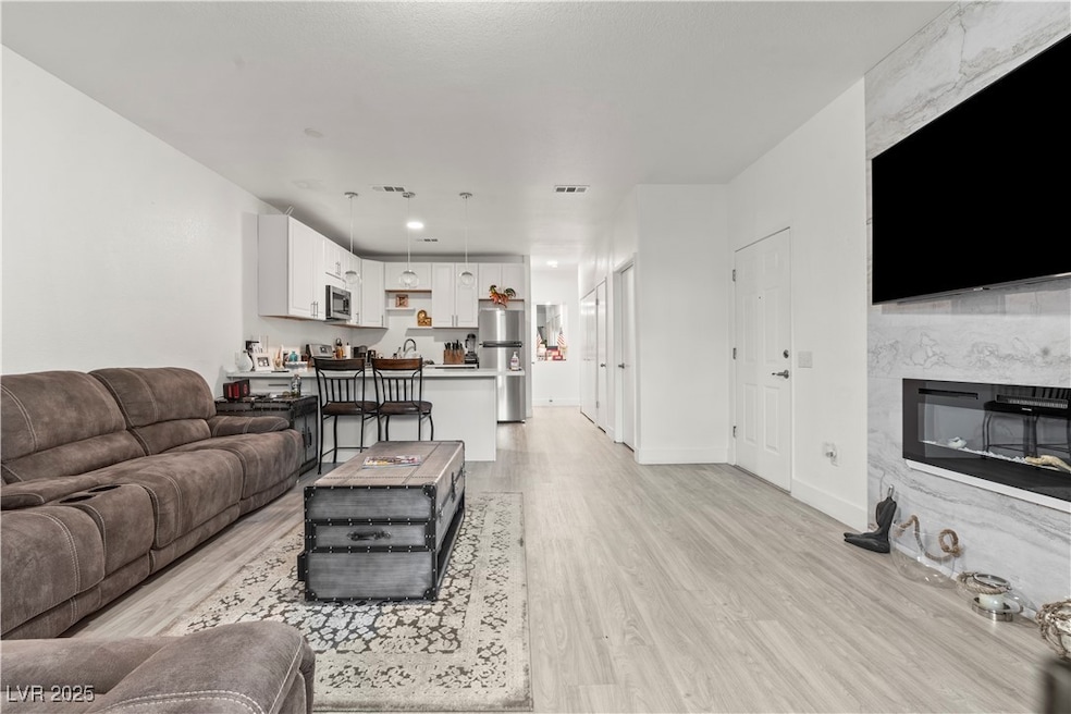 5415 W Harmon Ave unit 1074, Las Vegas, NV 89103 - photo 1