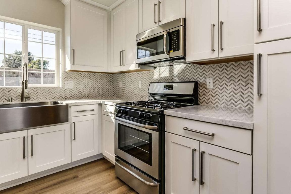 3535 E Piccadilly Rd, Phoenix, AZ 85018 - photo 1