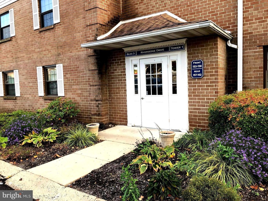 159 Riversedge Dr unit CONDO 159, Jeffersonville, PA 19403 - photo 1