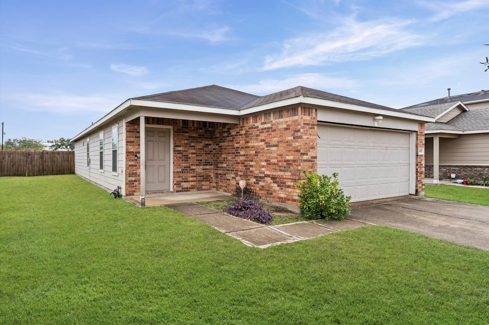 1722 Ramsay Way, Houston, TX 77051 - photo 1