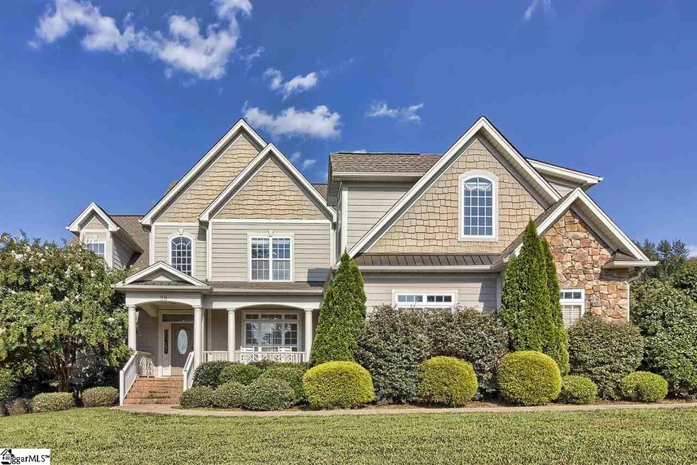 38 Thornbriar Ct, Travelers Rest, SC 29690 - photo 1