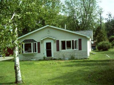 5695 Hanes Rd, Vassar, MI 48768 - photo 1