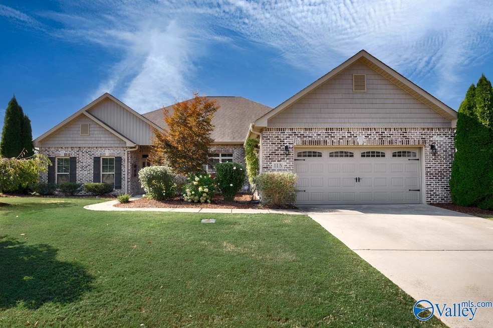 118 Melbridge Dr, Madison, AL 35756 - photo 1
