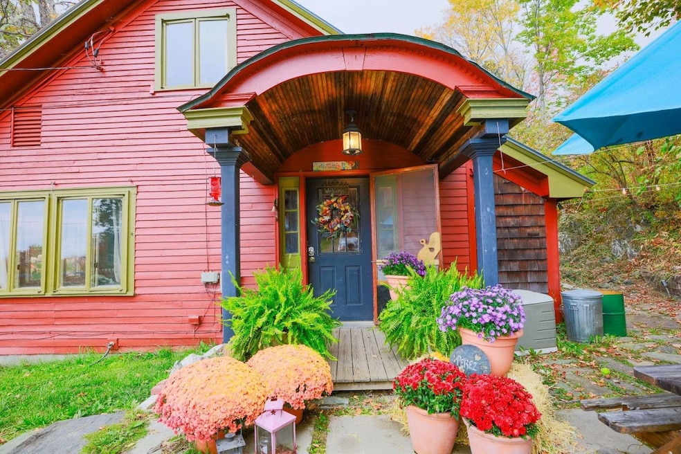 1312 MacIntosh Hill Rd, Randolph, VT 05060 - photo 1