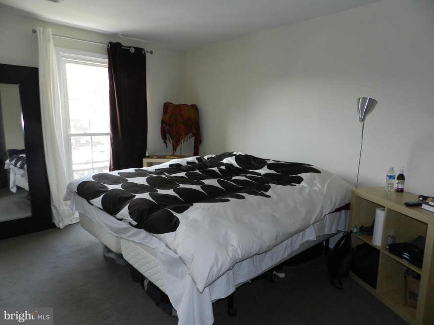 866 Quince Orchard Blvd unit 201, Gaithersburg, MD 20878 - photo 1