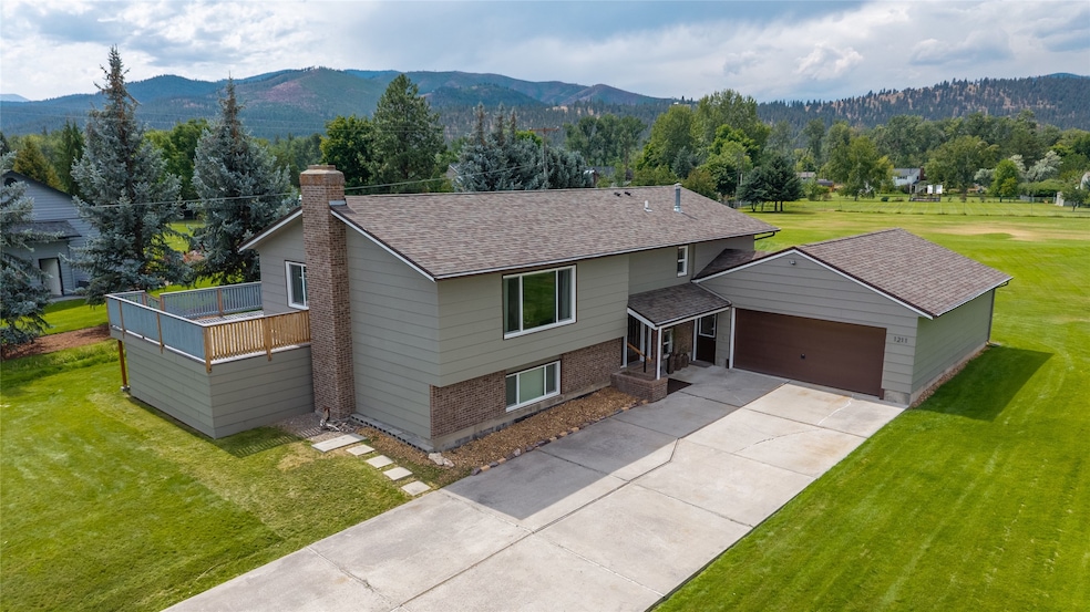 Under Contract $799,500