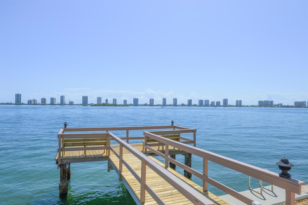 101 Doolen Ct unit 307, North Palm Beach, FL 33408 - photo 1