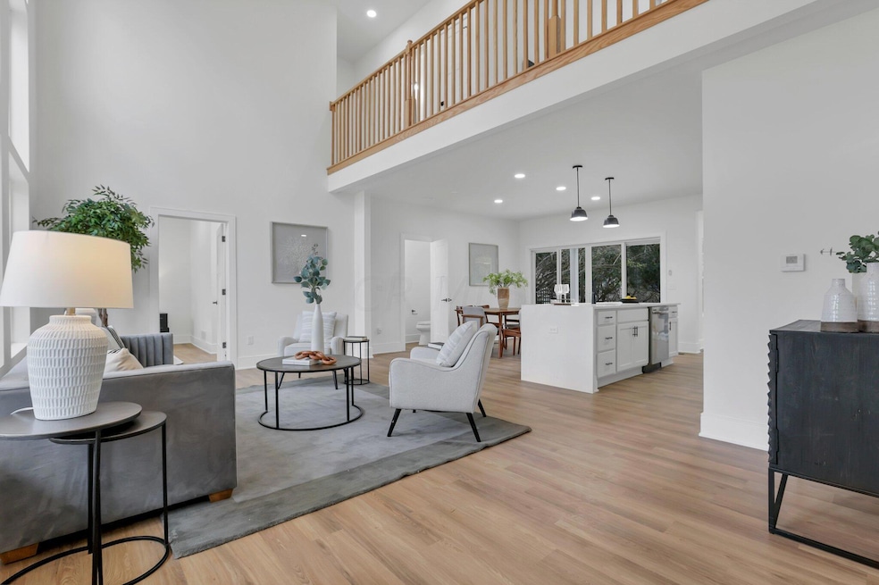 611 Yaronia Dr S, Columbus, OH 43214 - photo 1