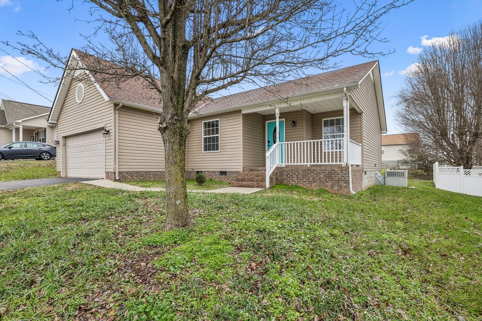 1803 Holdens Ct, Columbia, TN 38401 - photo 1