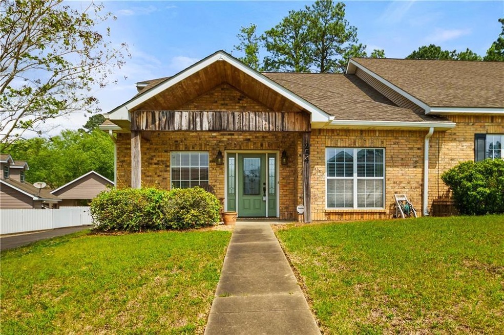 254 Dawn Dr, Pineville, LA 71360 - photo 1