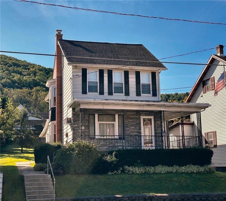 Welcome to 21 E Catawissa St., Nesquehoning