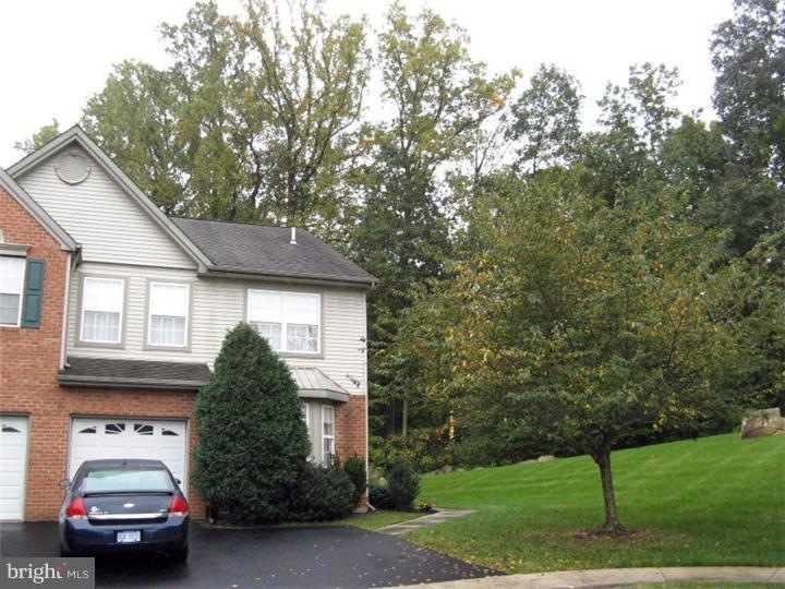 541 Jason Dr, Southampton, PA 18966 - photo 1