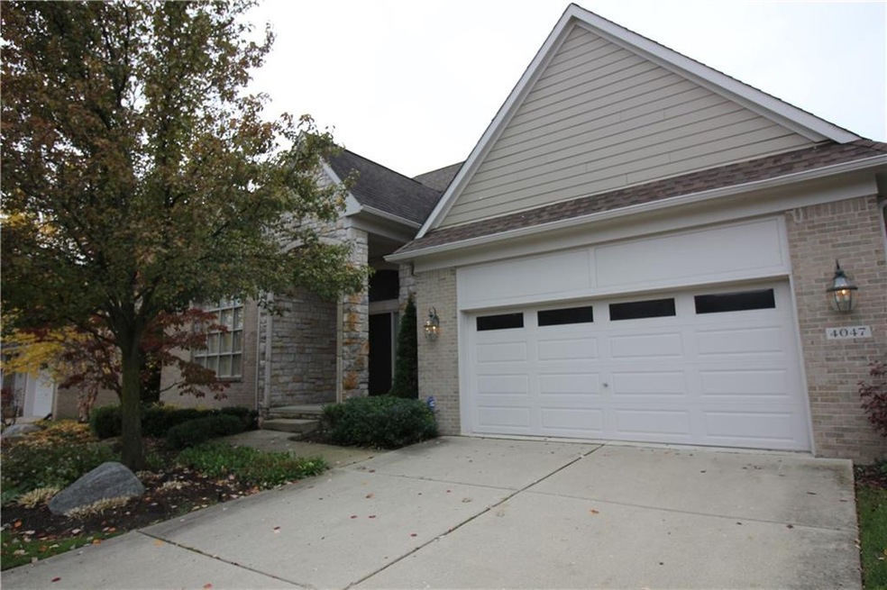 West Troy - 3 Car Tandem Garage