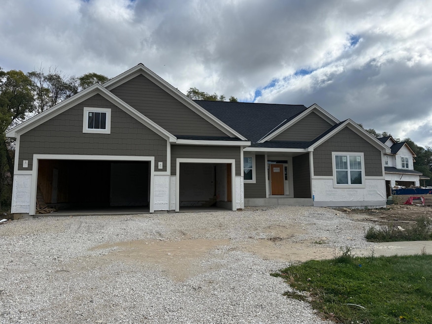 W237N5478 Fieldstone Pass Cir, Sussex, WI 53089 - photo 1