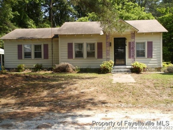 516 Woodsdale St, Fayetteville, NC 28306 - photo 1