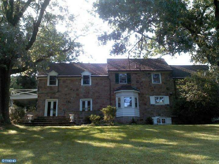 119 Spook Ln, Reading, PA 19606 - photo 1