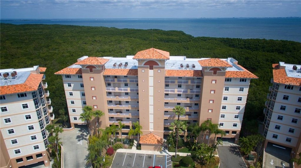 Beautiful waterfront condo located on Tampa Bay of