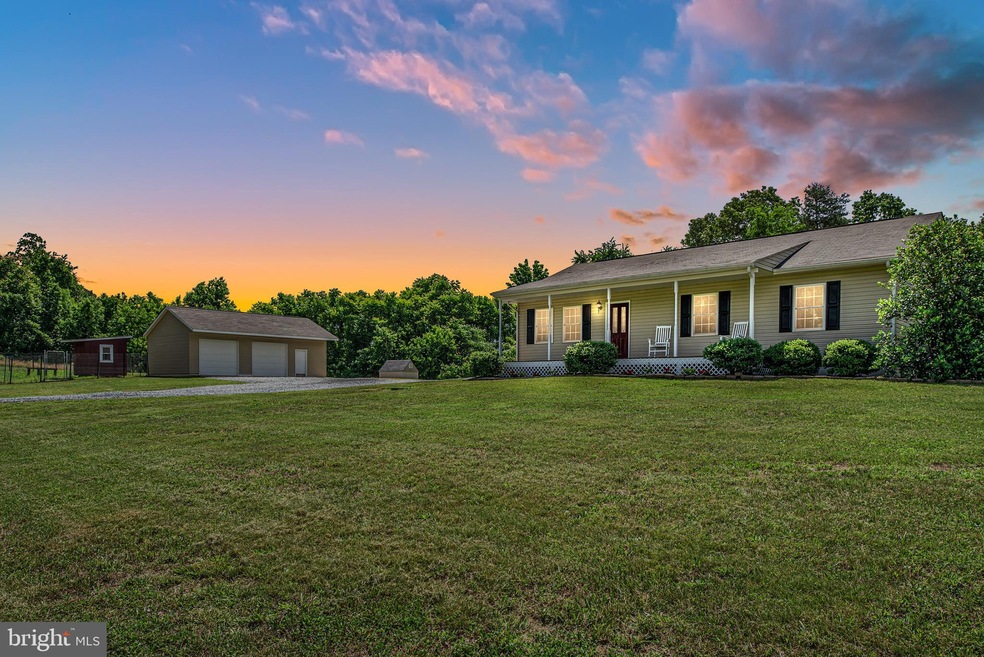 24 Squirrel Hollow Ln, Stafford, VA 22554 - photo 1