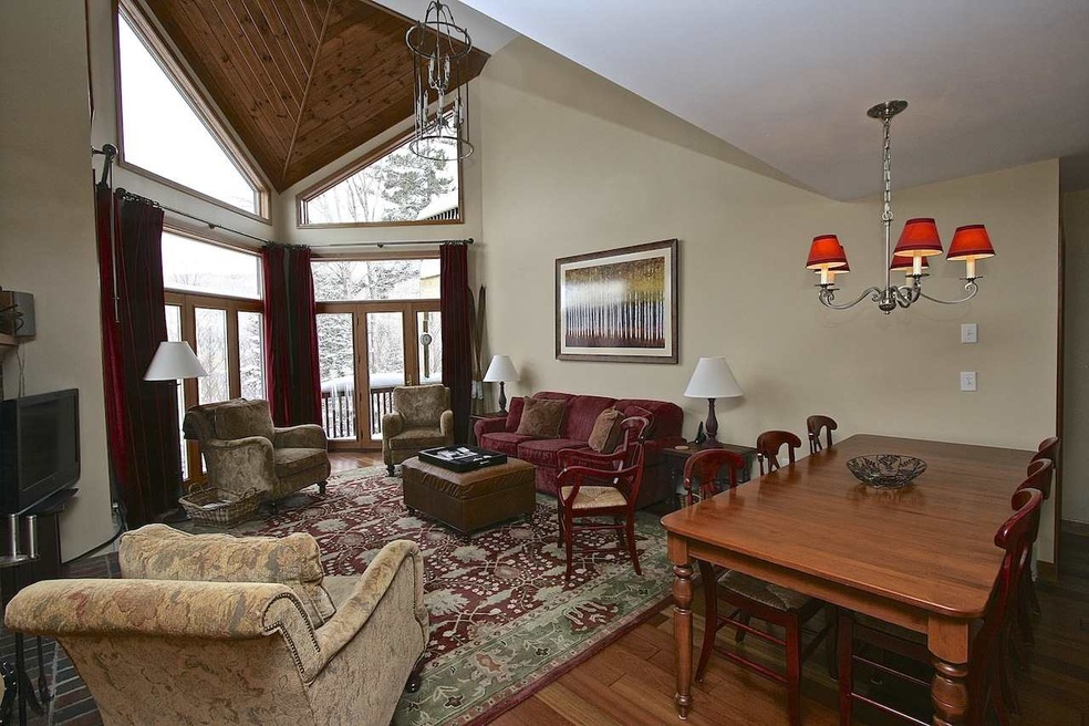 256 Crawford Ridge Rd unit 5, Jefferson, NH 03583 - photo 1